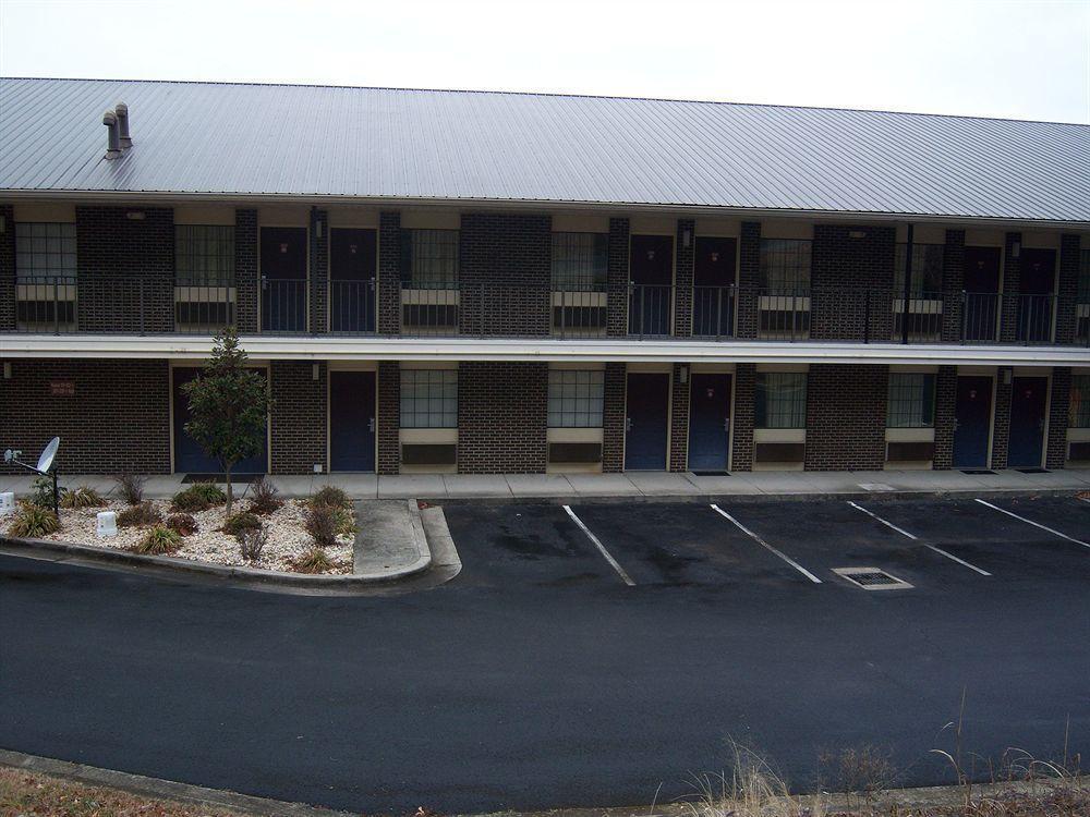 Days Inn Guntersville Eksteriør bilde