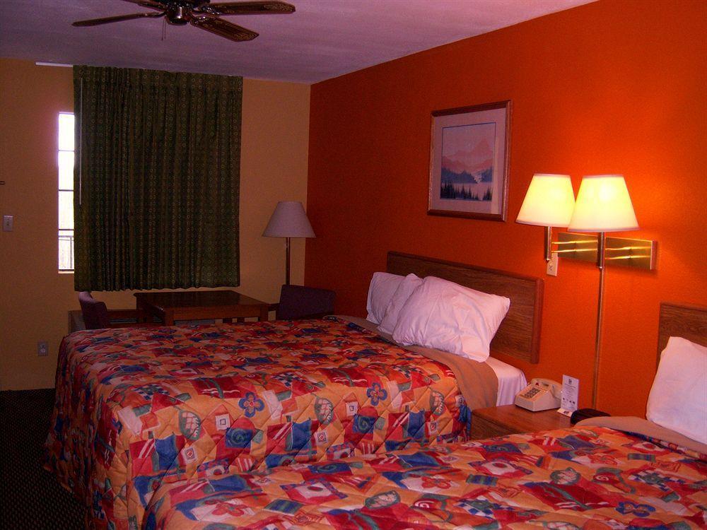 Days Inn Guntersville Eksteriør bilde