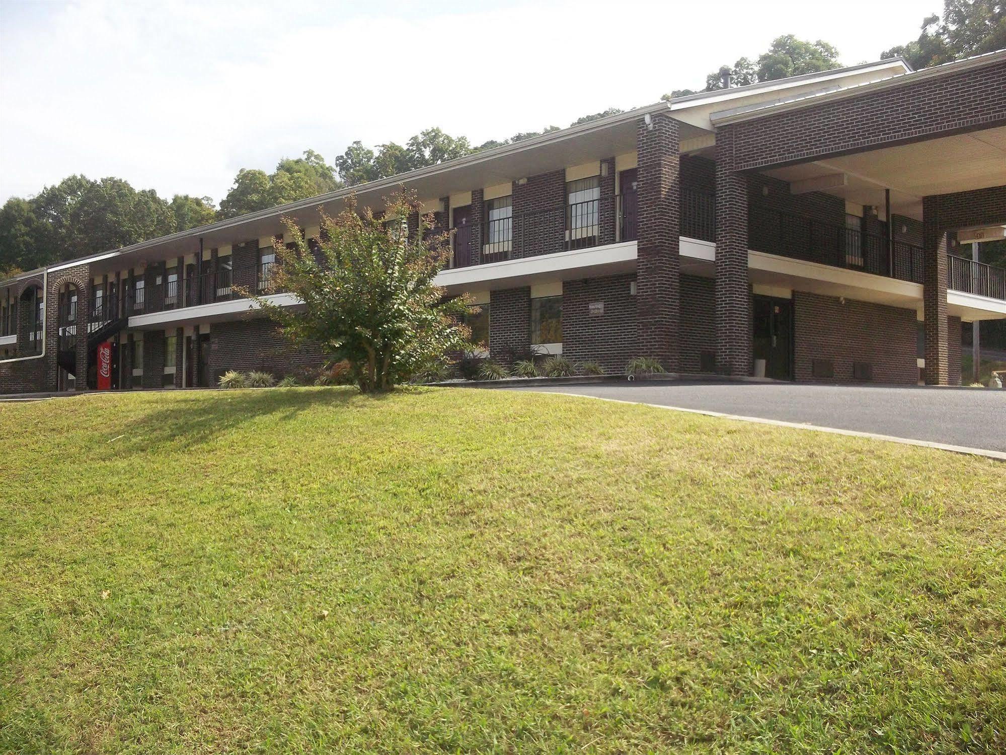 Days Inn Guntersville Eksteriør bilde