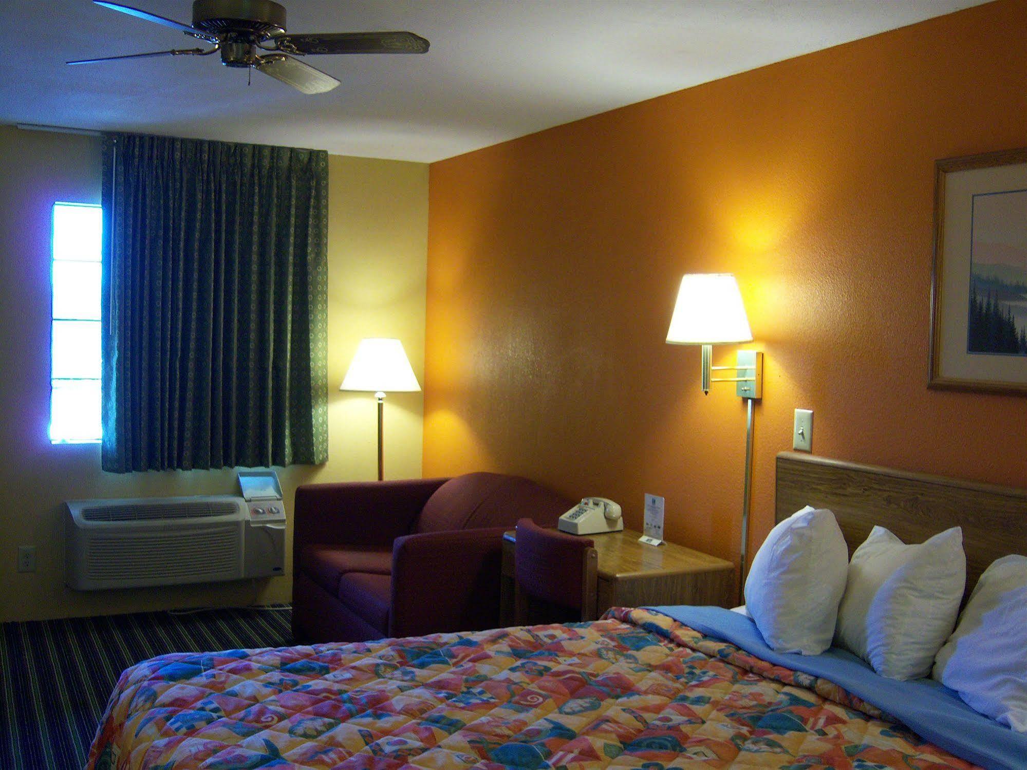 Days Inn Guntersville Eksteriør bilde