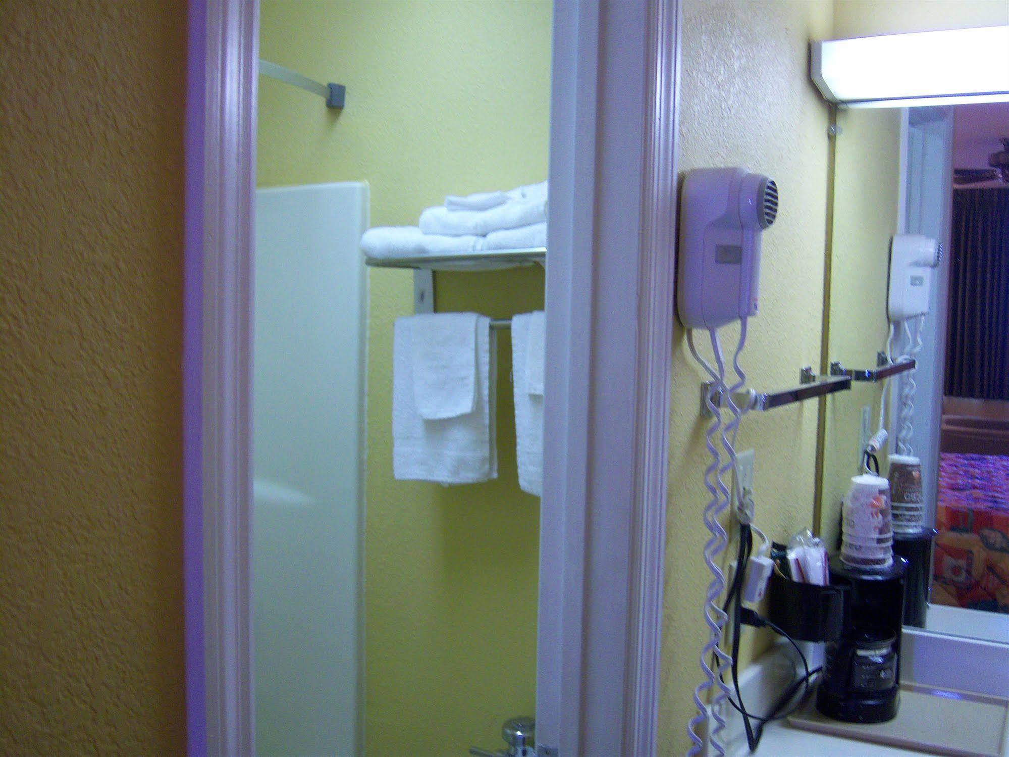 Days Inn Guntersville Eksteriør bilde