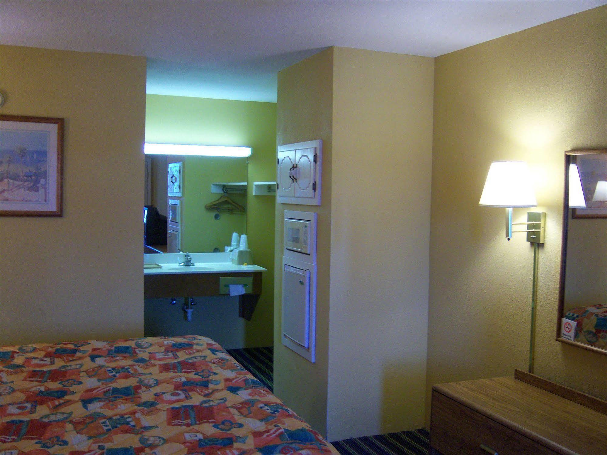 Days Inn Guntersville Eksteriør bilde